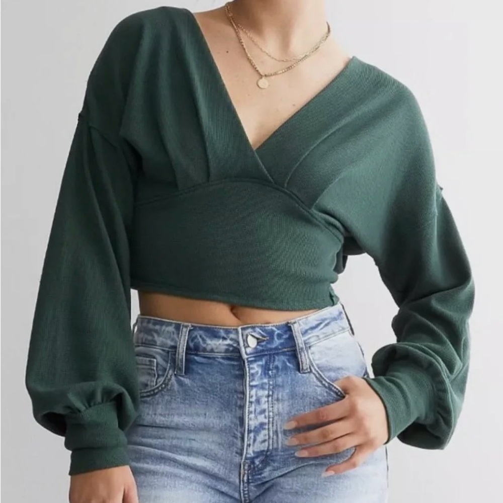 NWOT Free People, We The Free, All Nighter Long Sleeve Crop Top. Medium
